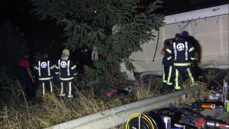Denizli Otobüs Kazası Nasıl Oldu? 6 Ölü, 43 Yaralı