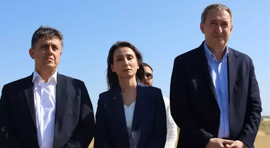 6,5 Saatlik Cezaevi Teması: DEM Heyeti, İmamoğlu ve Tutuklularla Buluştu