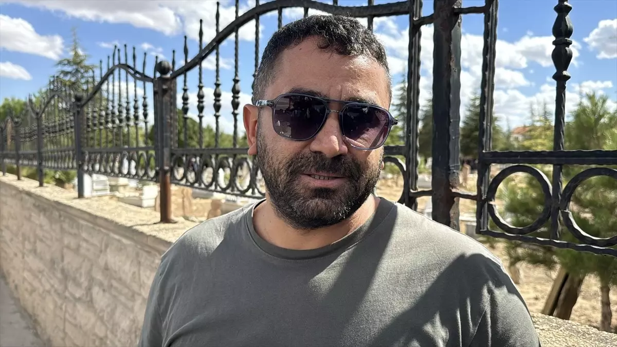 Öğrenciler ve Meslektaşları Yasta: Kimya Öğretmeni Mevlüt Külcü Vefat Etti