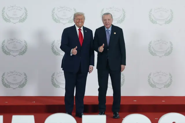 Gazze Zirvesine Trump-Erdoğan Diyaloğu Damga Vurdu: “Bu Adamı Seviyorum”