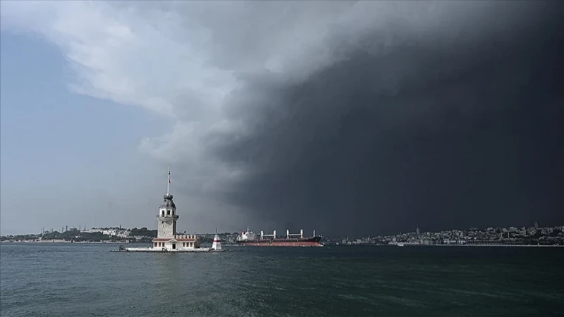 Marmara Ve Ege İçin Kuvvetli Yağış Uyarısı İstanbul'da Sıcaklık Düşüyor