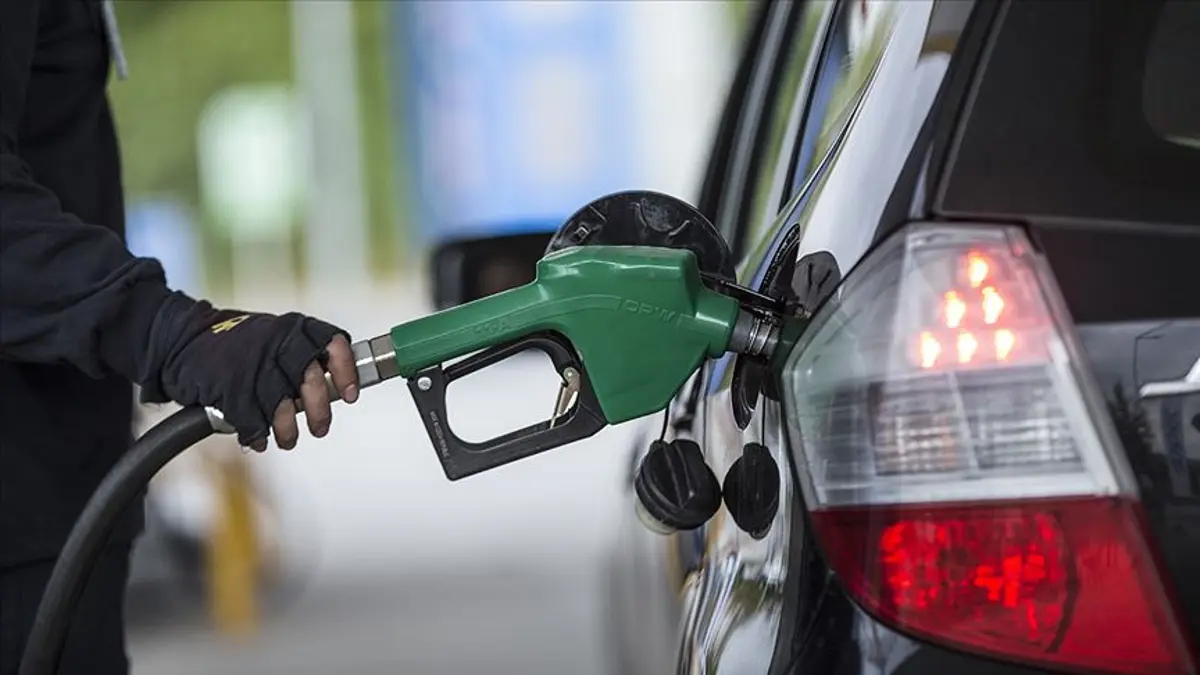 Petrol Fiyatlarındaki Artış Benzin Ve Motorine Zam Olarak Yansıyor