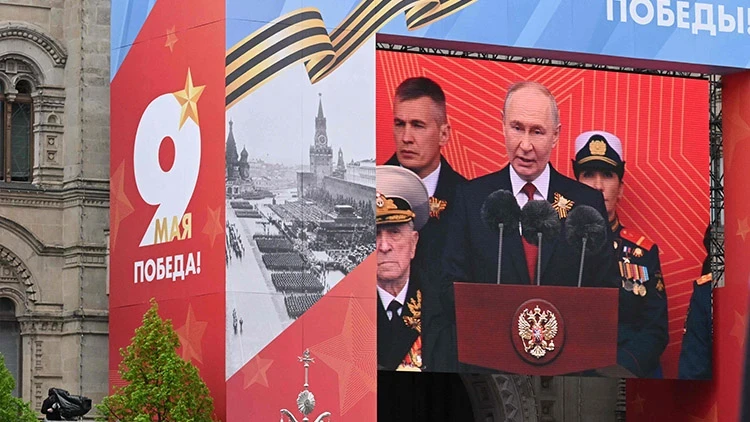 Putin 9 Mayıs Töreninde Konuştu Zafer Her Zaman Bizim Olacak