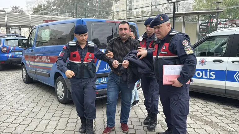 Samsun’da Babasını Öldüren Şüpheli Adliyeye Sevk Edildi