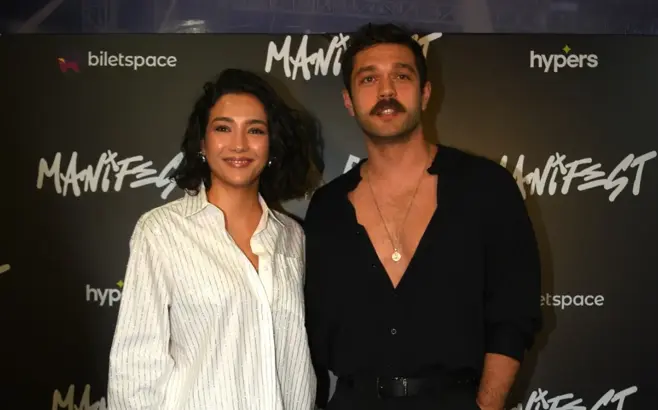 Aybüke Pusat Ve Furkan Andıç Evlilik Sorusu Karşısında Gülümsedi