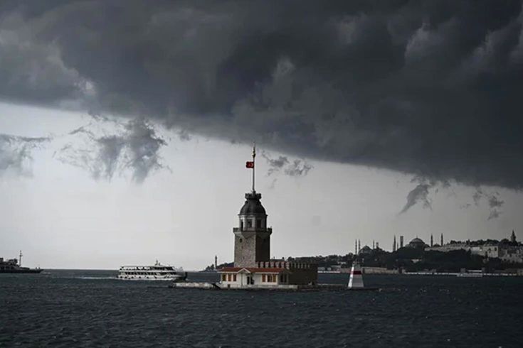 İstanbul İçin 3 Saatlik Kuvvetli Yağış Uyarısı