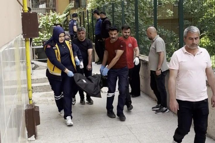 Siirt’te 5’inci Kattan Düşen Kadın Hayatını Kaybetti