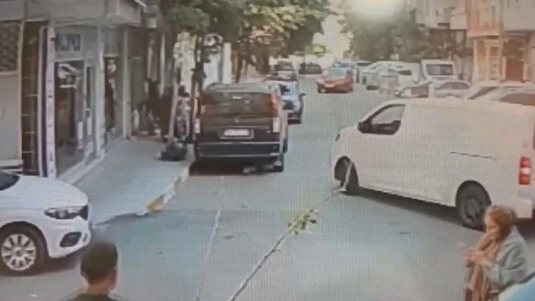 Pendik'te Drift Yapan Ehliyetsiz Sürücüye Ağır Ceza! Araç Trafikten Men Edildi