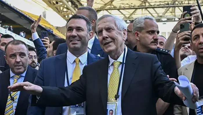 Fenerbahçe'den Malang Sarr Hamlesi: İlk Teklifin Detayları Ortaya Çıktı