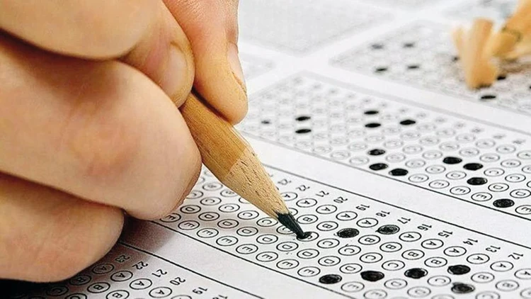YKS'de Matematik Ve Edebiyat Soruları Tartışma Yarattı
