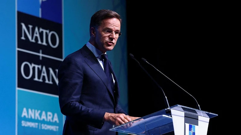 Mark Rutte'den Ankara'ya Övgü: 