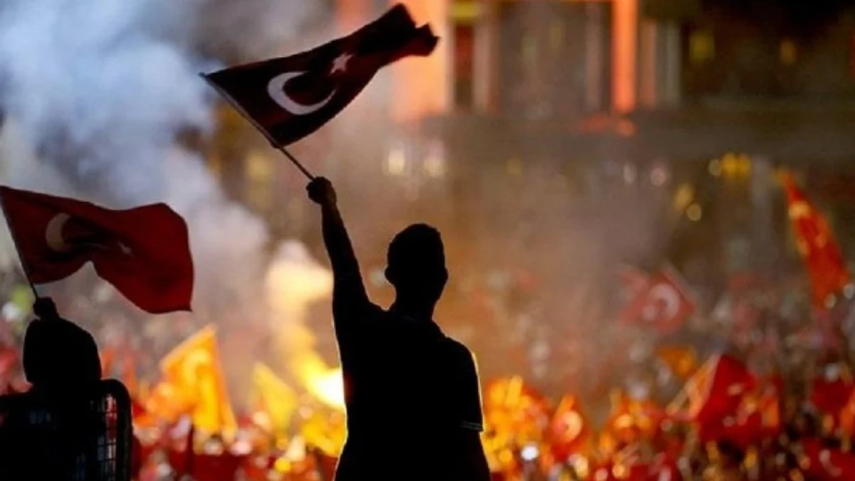 15 Temmuz Demokrasi Ve Milli Birlik Günü 2026'Da Kimler İzinli?