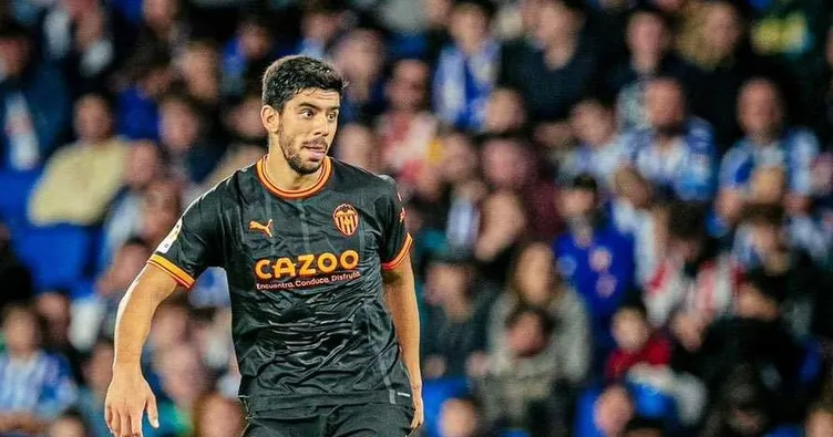 Trabzonspor'a Cenk Özkacar Önerisi! Stoper Transferinde Yeni İsim Gündeme Geldi