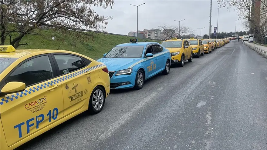 İstanbul'da Taksimetre Ayar Ücretleri Belli Oldu: Zam Sonrası Taksicileri Yeni Masraf Bekliyor