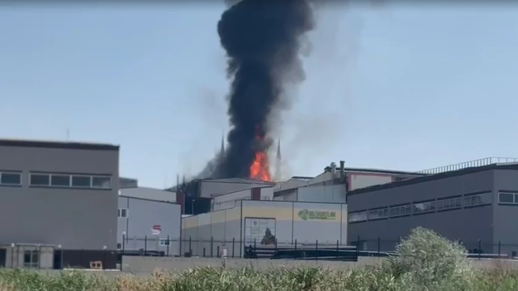 Ankara'da Atık Yağ Fabrikasında Yangın Çıktı! Alevler Kontrol Altına Alındı