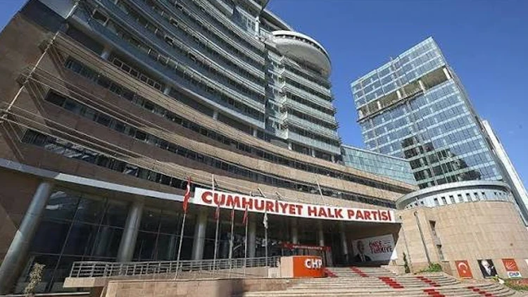 CHP MYK Toplantısında 4 İl Teşkilatı Feshedildi, 5 İle Yeni Atama Yapıldı