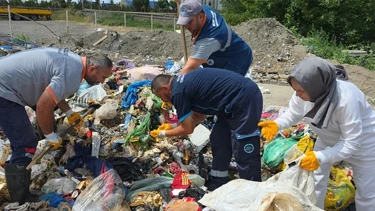 Kapının Önüne Bıraktığı Altın Dolu Çanta Çöp Kamyonuna Gitti: Ekipler Çöpleri Tek Tek Aradı