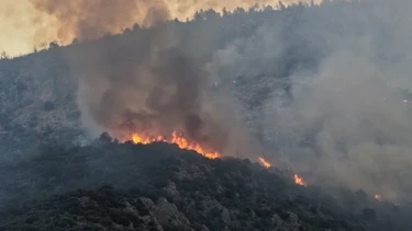 Antalya Kaş'taki Orman Yangınına Müdahale İkinci Gününde Devam Ediyor