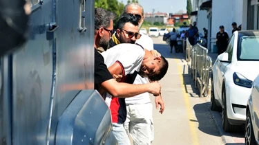 Adana'da Husumetli Kavgasında Yoldan Geçen Genci Öldüren Şüpheli Tutuklandı