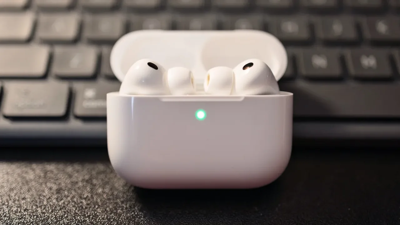 Apple'ın Kameralı AirPods Modelleri İçin Yeni İddialar Ortaya Çıktı