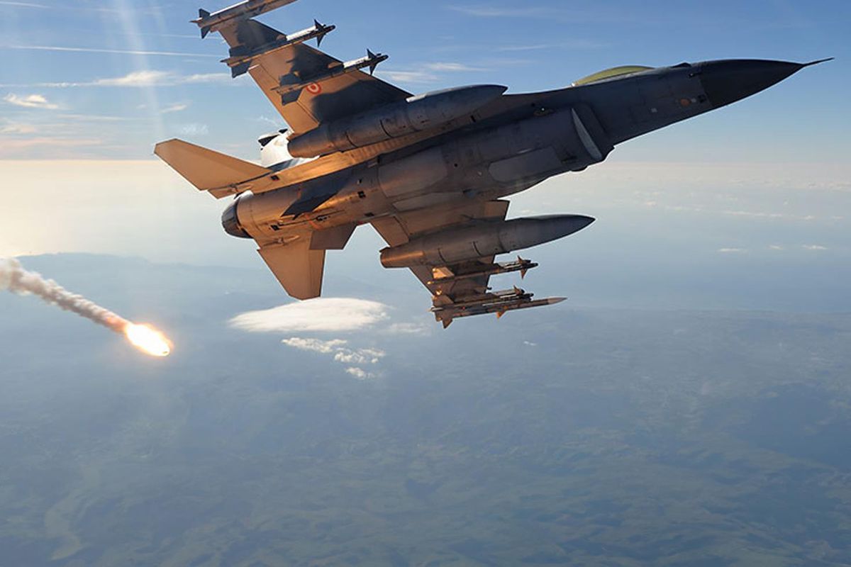 Letonya Hava Sahasında İHA Alarmı: Türk F-16’ları Ve İtalyan Eurofighter’ları Havalandı