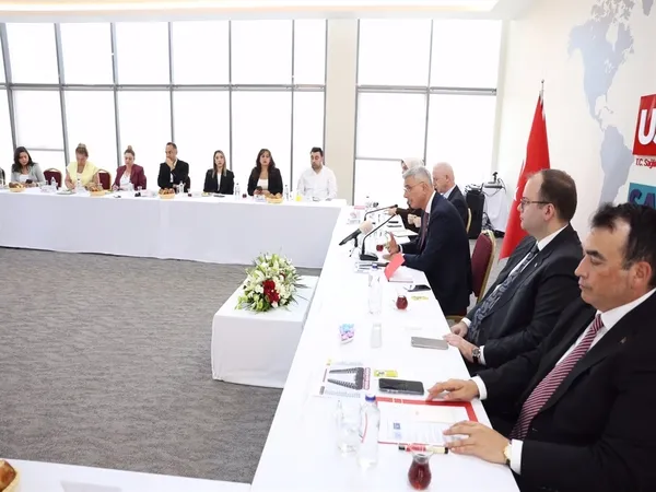 Bakan Memişoğlu’ndan SMA Açıklaması: Tedavi Sonuçları Bilimsel Olarak İncelenecek