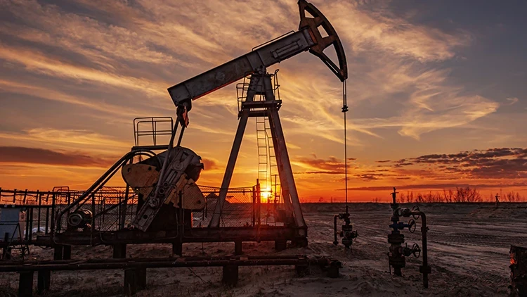 Petrol Fiyatları Geriledi: Brent Petrol 93,40 Dolara Düştü