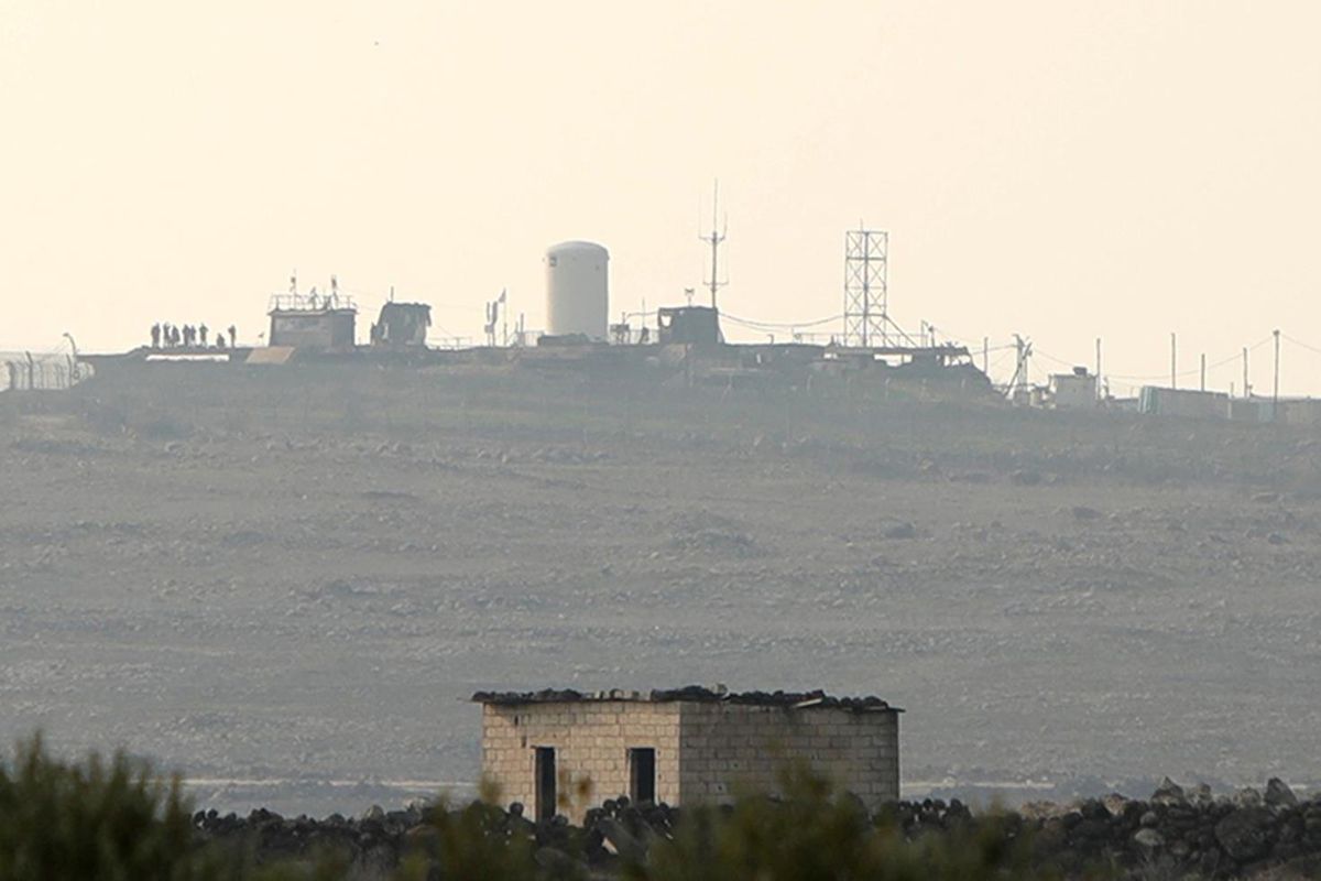 İsrail Lübnan’ı Vurdu, Suriye’de Köye Girdi: Bölgede Askeri Hareketlilik Arttı