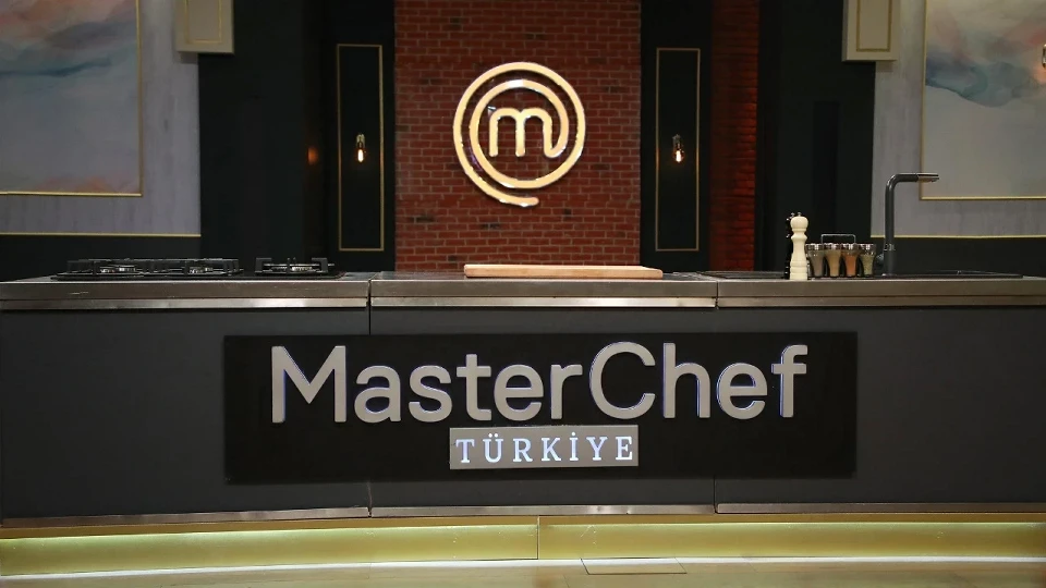 MasterChef’te Kim Kazandı? 28 Ağustos’ta Dokunulmazlığı Hangi Takım Aldı, Eleme Adayı Kim Oldu?