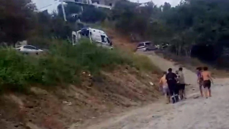 Tekirdağ’da Dalgalı Denizde 4 Kişi Boğulma Tehlikesi Geçirdi