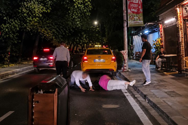 Fatih'te Taksi Ücreti Tartışması Kavgaya Döndü: Sürücü Gözaltına Alındı