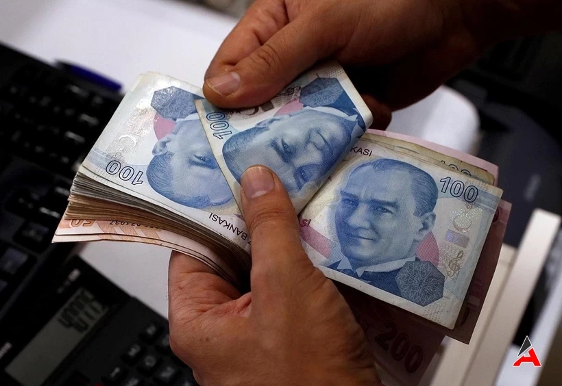 SSK ve Bağ-Kur Emeklilerine Müjde: Maaş Ödeme Takvimi Belli Oldu!