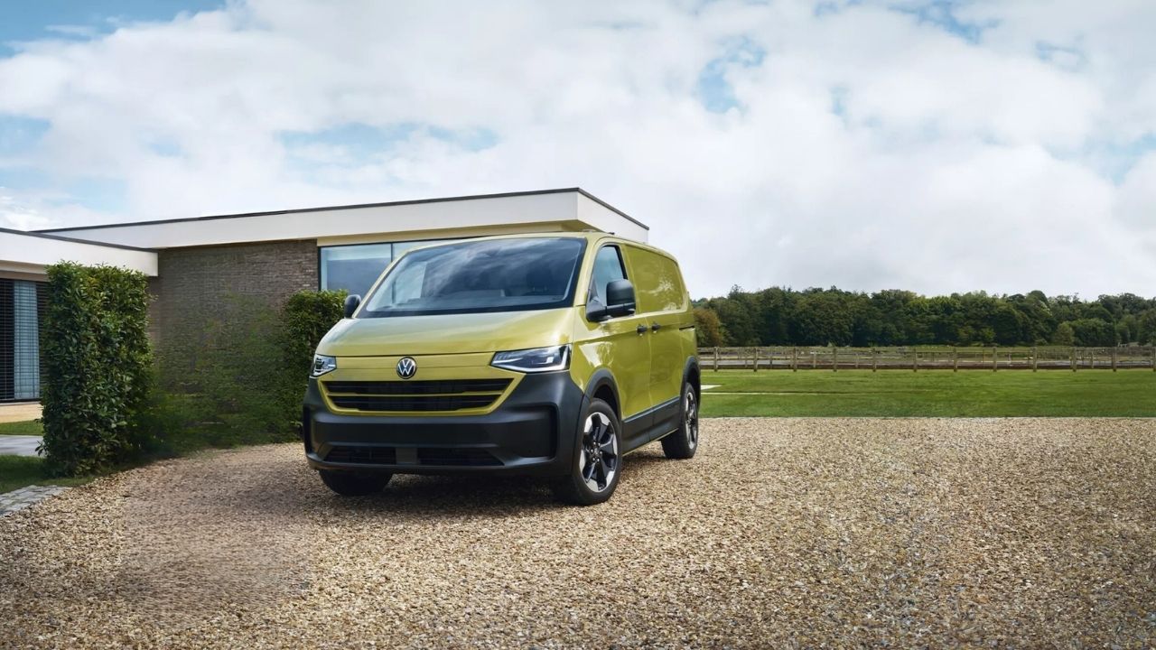 Türkiye'de Üretilen Yeni Volkswagen Transporter Satışa Çıktı! Fiyatı ve Özellikleriyle Müşterileri Bekleyen O Araba