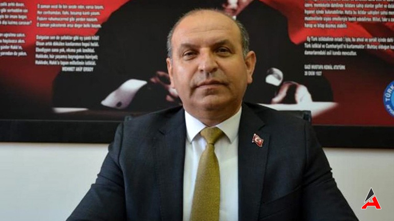 Bayram Gösterisinde Skandal: Eğitim-Sen'den Tepki Geldi!