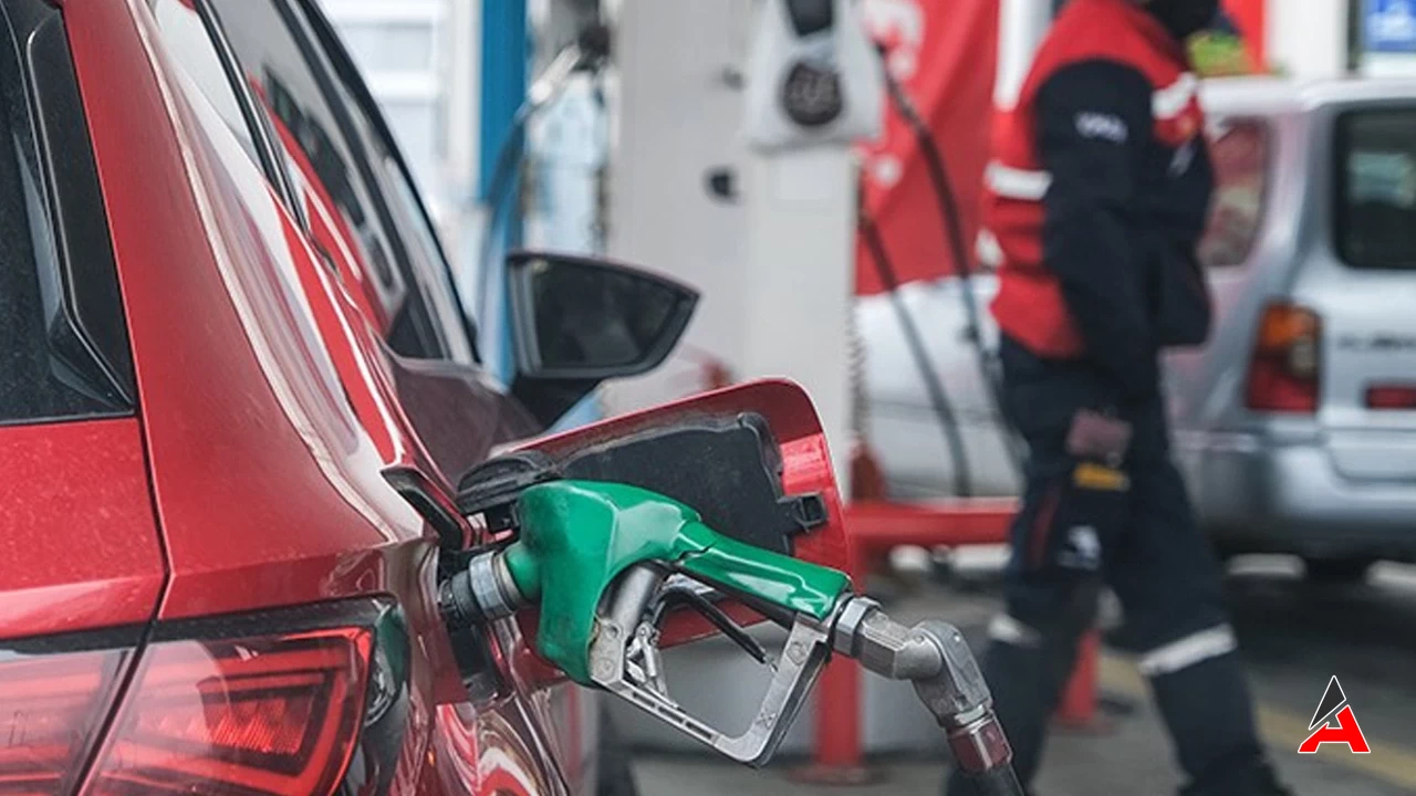 Araç Sahipleri Dikkat! Motorine İndirim Var Benzin Sabit Kalacak!