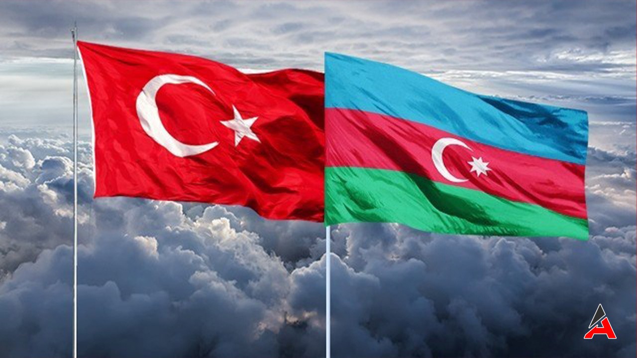Azerbaycan ile Kahramanmaraş'ta Kardeşlik İzleri Depremin Kalıcı Projelerle Yaraları Sarıyoruz