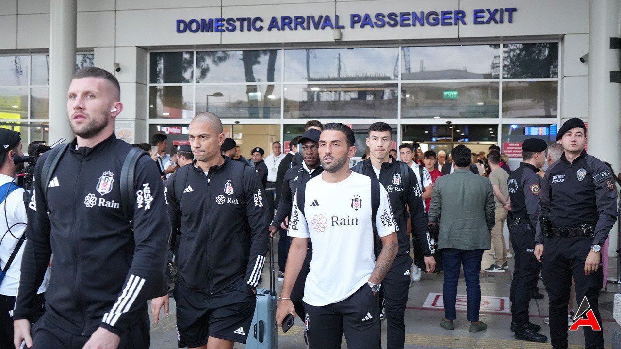 Beşiktaş, Antalya'ya Geldi