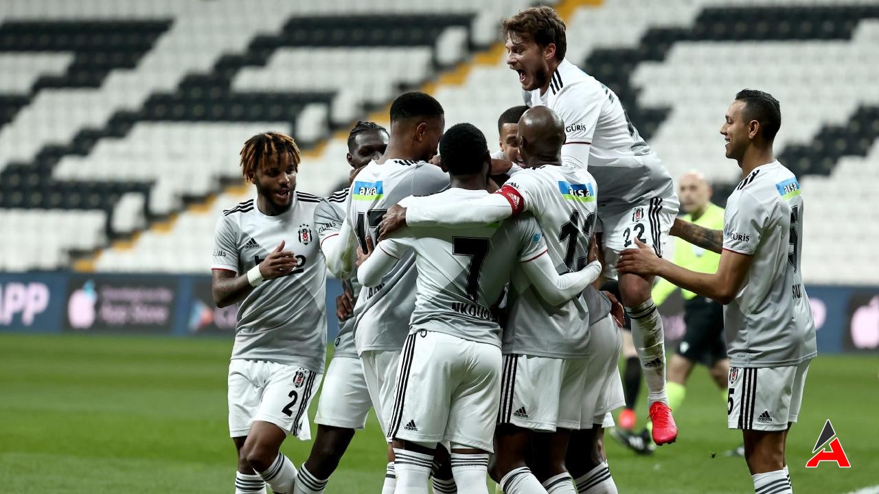 Beşiktaş'ta Gaziantep Maçı Alarmı: Kamp Kadrosunda Kimler Yok?
