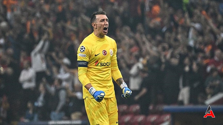 Muslera Neden Yok? Maçta Neden Oynamıyor? 2024
