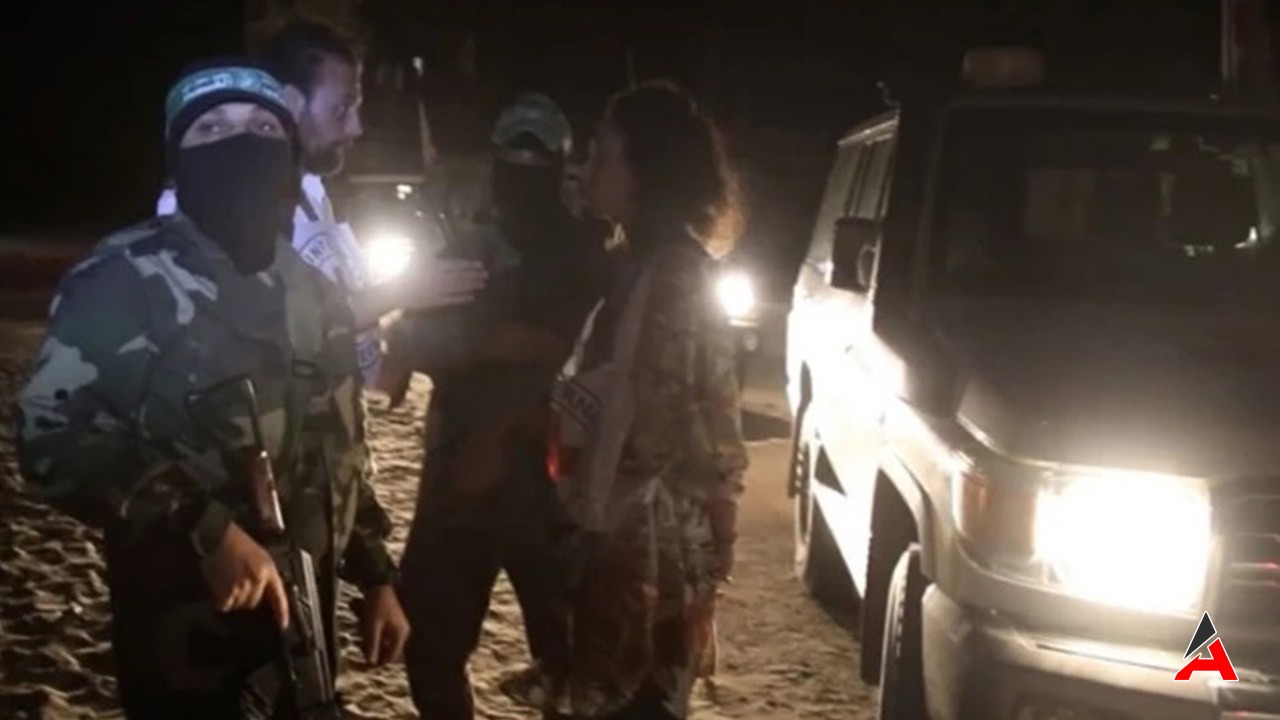 Hamas-İsrail Çatışması: Üçüncü Rehine Takasıyla Tansiyon Yükseliyor!